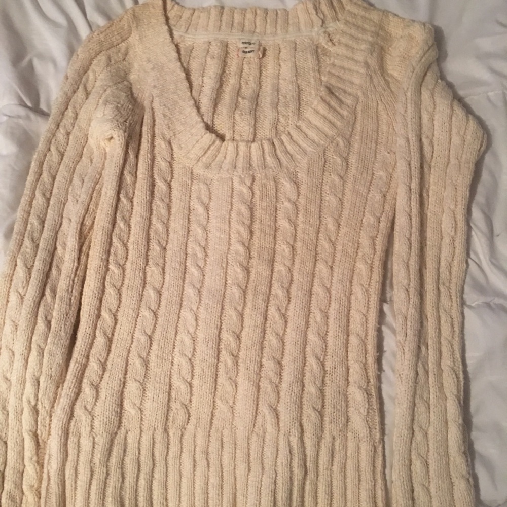 old navy sweater